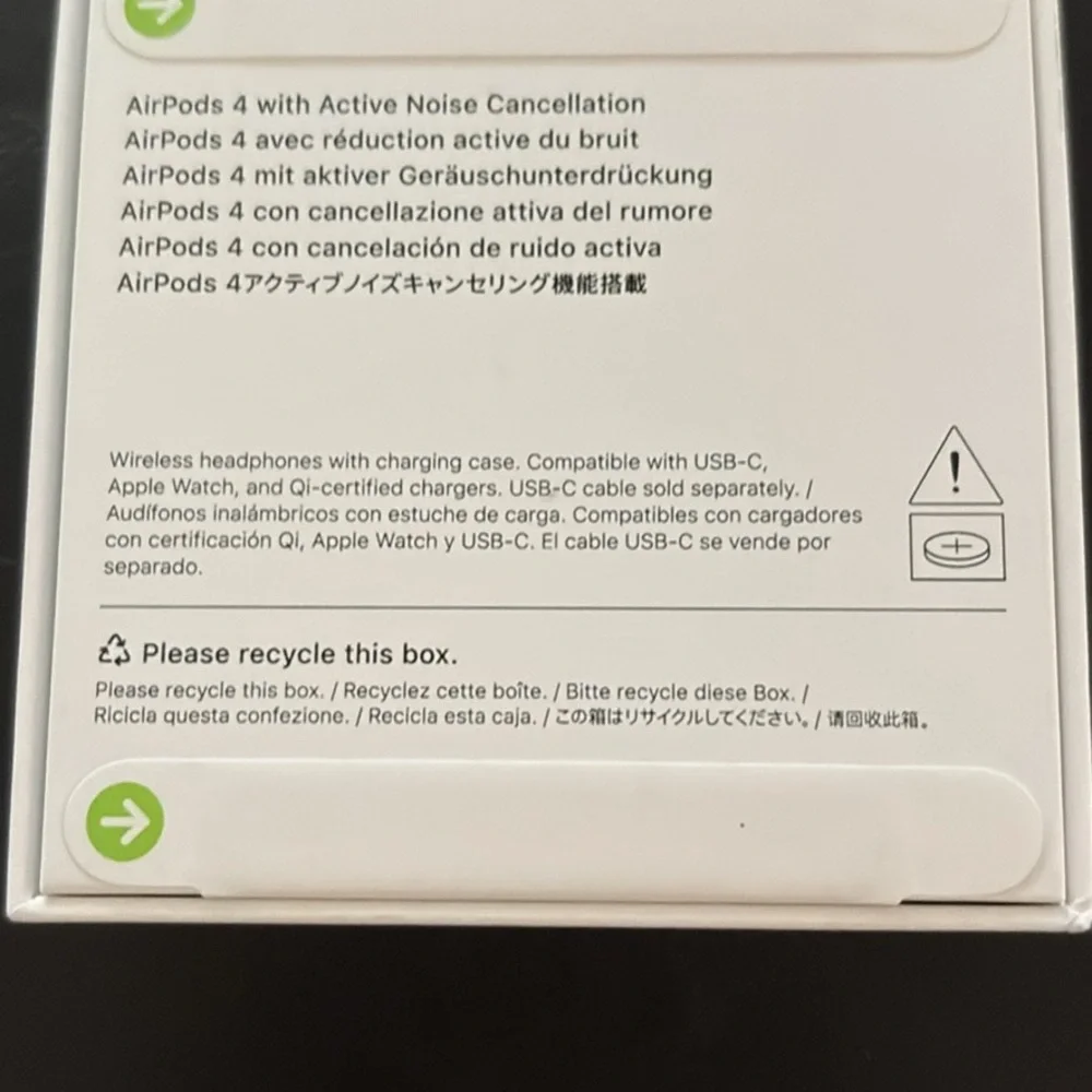 AirPods 4 Wireless Earbuds